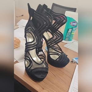 Sz 8 BEBE Black Stilettos